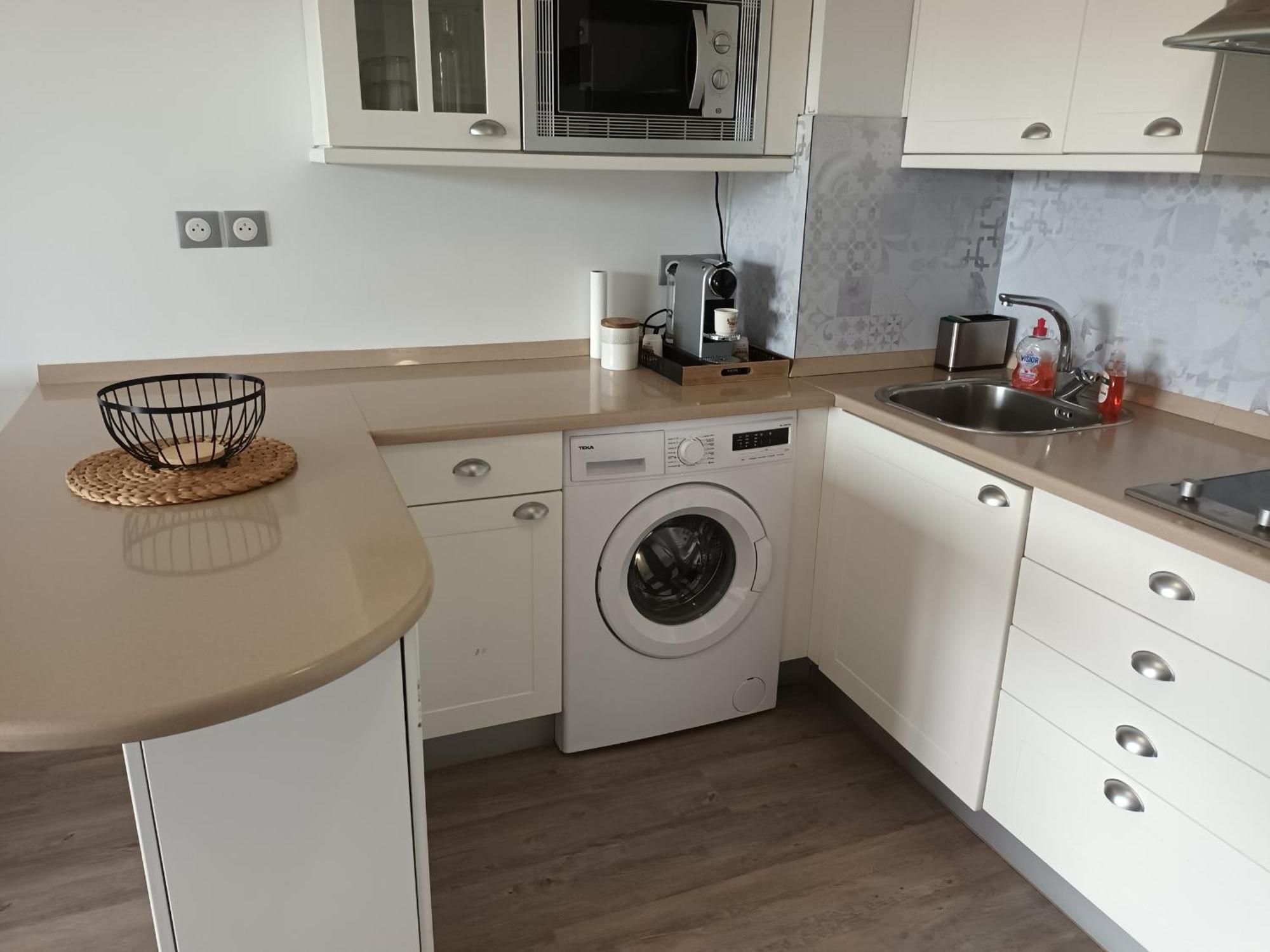 Appart. 2* A Hendaye, Proche Centre, Parking Privatif - Fr-1-239-777 Apartment Ngoại thất bức ảnh